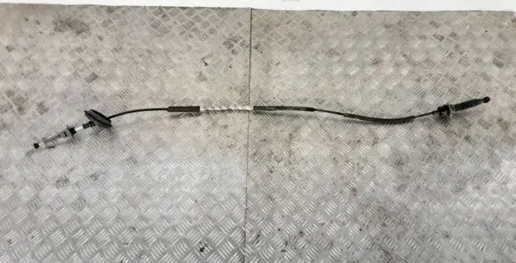 Gear shift cable linkage