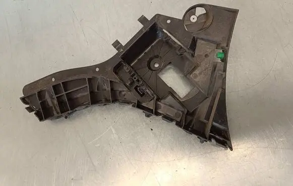 Volvo XC60 Rear bumper mounting bracket 31323763