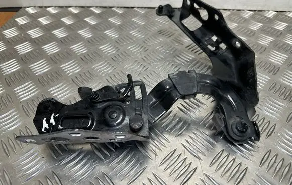 Mercedes-Benz C W205 Engine bonnet/hood hinges ZGS00