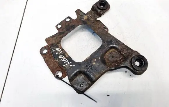Battery bracket