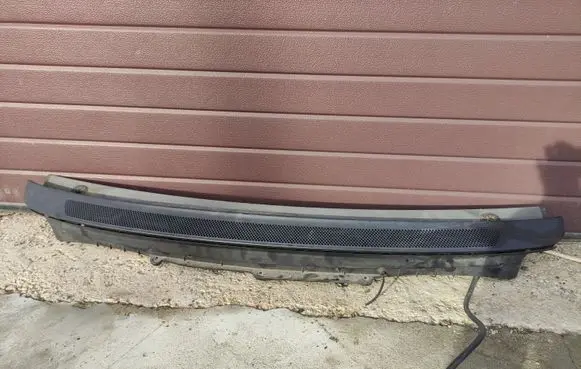 Mercedes-Benz Vaneo W414 Wiper trim A4148300018 4148300018