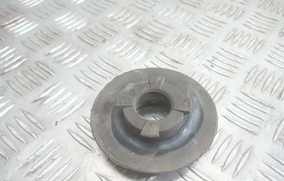 Renault Captur Rear coil spring rubber mount 