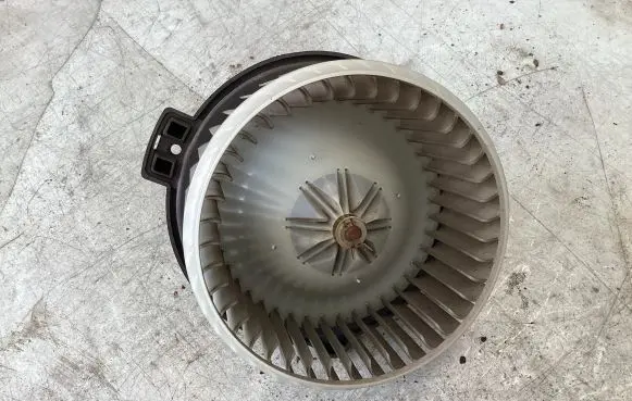 Cadillac CTS Heater fan/blower AY1940009130 041503A