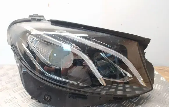 Mercedes-Benz E W213 Headlight/headlamp A2139067806
