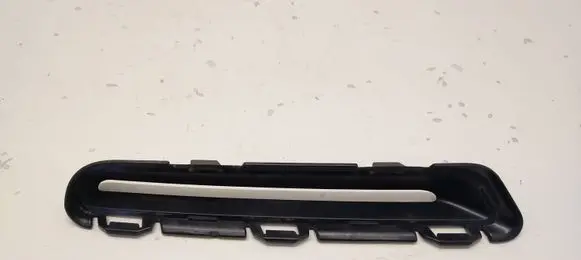 BMW M4 F82 F83 Quarter panel pressure vent 51128056586