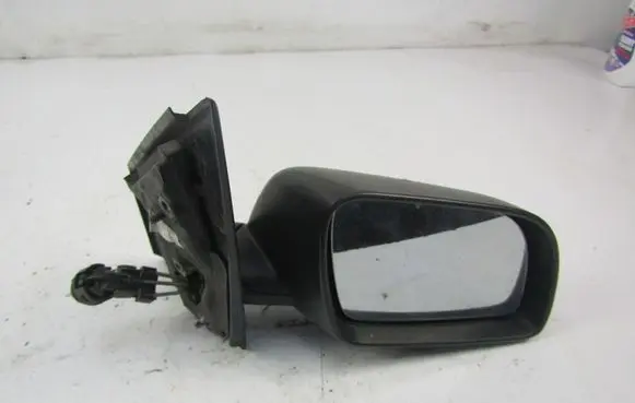 Volkswagen Polo Manual wing mirror 