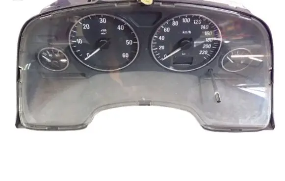 Opel Zafira A Speedometer (instrument cluster)