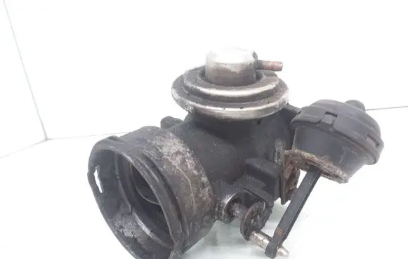 Volkswagen Transporter - Caravelle T5 EGR valve 070128073 070128070E