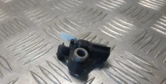 Nissan Navara D23 Airbag deployment crash/impact sensor 988305RA0A