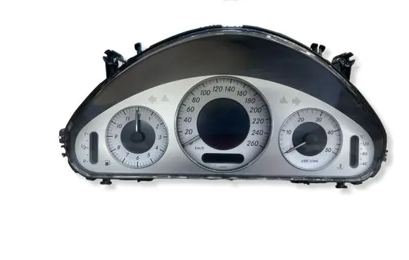 Mercedes-Benz E W211 Speedometer (instrument cluster) A2114404511