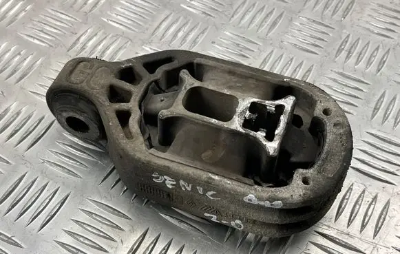 Renault Scenic III - Grand scenic III Engine mount bracket