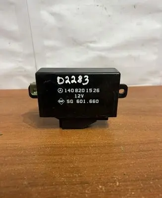 Mercedes-Benz S W140 Seat heating relay 1408201526 D2283