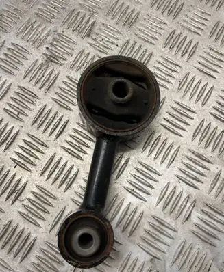 Engine mount bracket