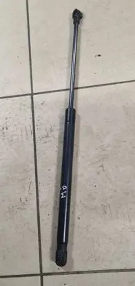 BMW 6 E63 E64 Tailgate/trunk strut/damper 7008764