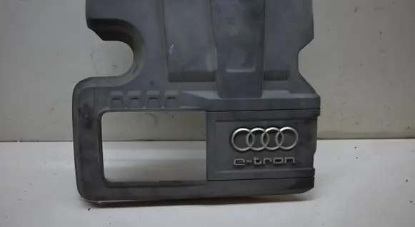 Audi A3 S3 8V Engine cover (trim) 04E103925C