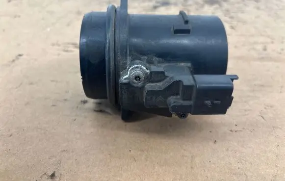 Peugeot 5008 Mass air flow meter 9683282980
