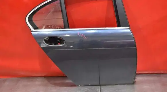 BMW 7 E38 Rear door