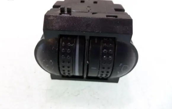 Volkswagen PASSAT B5 Headlight level height control switch 3B0941333C