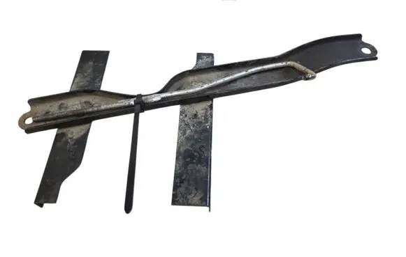 Toyota Corolla Verso AR10 Battery bracket 