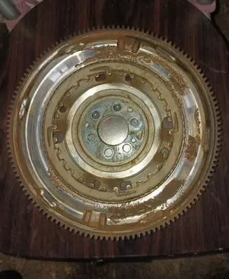 Skoda Octavia Mk2 (1Z) Flywheel 036105266C