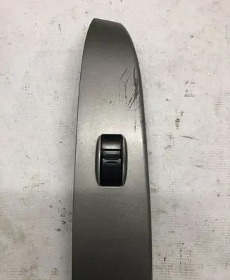 Toyota Prius (XW20) Rear door window winding handle 