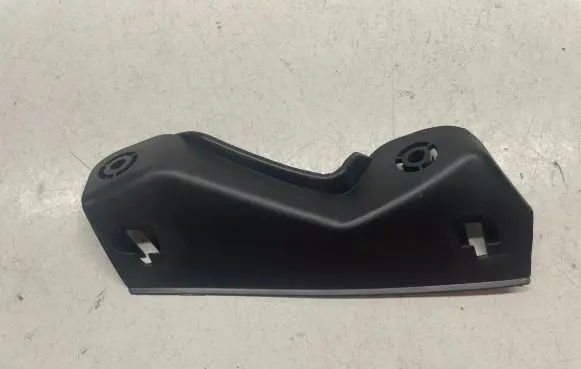 Volkswagen PASSAT B6 Fog light bracket 3C0807505
