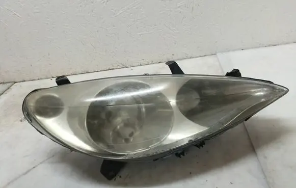 Peugeot 307 Headlight/headlamp E32043