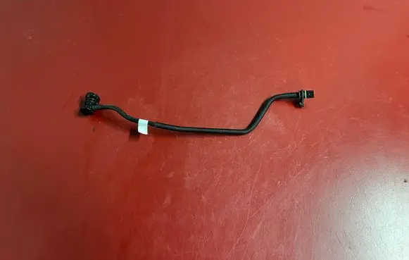 BMW X1 U11 Vacuum line/pipe/hose 7952882