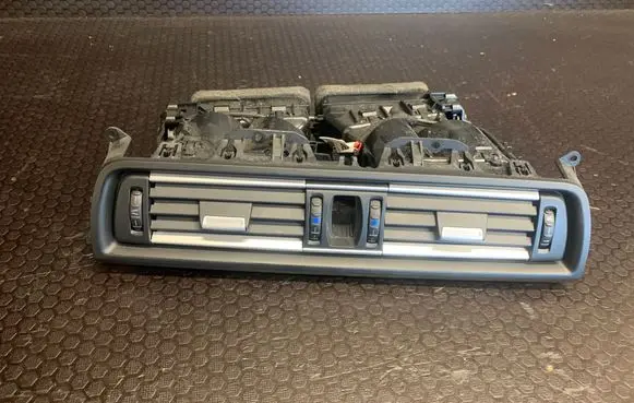 BMW 5 F10 F11 Dash center air vent grill 9166891 6422 V0361007116116