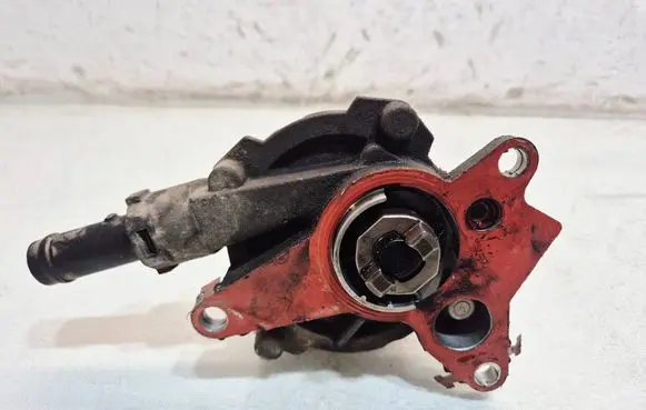 Renault Master III Vacuum pump