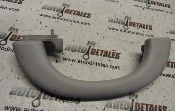 Mercedes-Benz E W211 Rear interior roof grab handle A2118100051