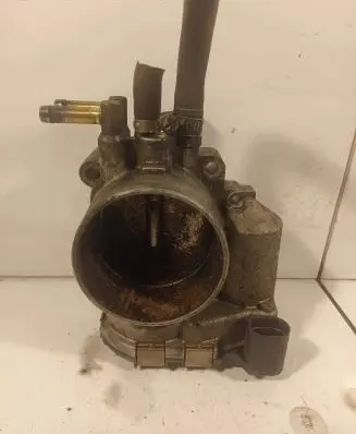 Audi A4 S4 B6 8E 8H Throttle valve 0z8133062B 96107 0199