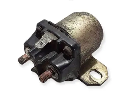 Mitsubishi Pajero Glow plug pre-heat relay MD337888