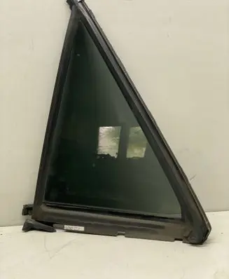Mercedes-Benz ML W164 Rear vent window glass 43R000091 A006451 AS3