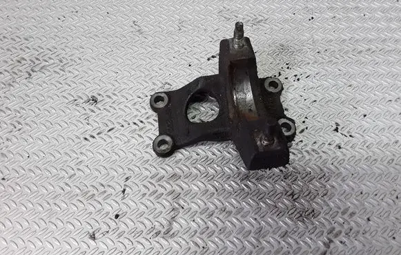 Ford Mondeo Mk III Driveshaft support bearing bracket XS7W3K305AC