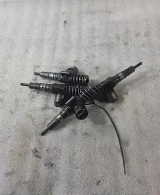 Fuel injectors set