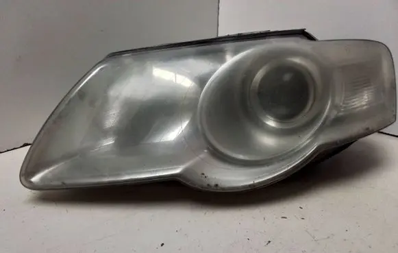 Volkswagen PASSAT B6 Headlight/headlamp 3C0941095J