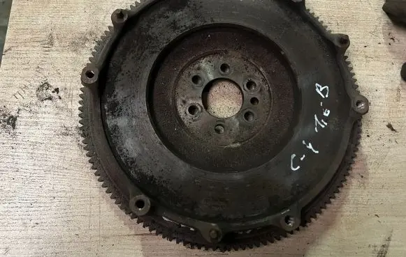 Citroen C4 I Flywheel V7552305