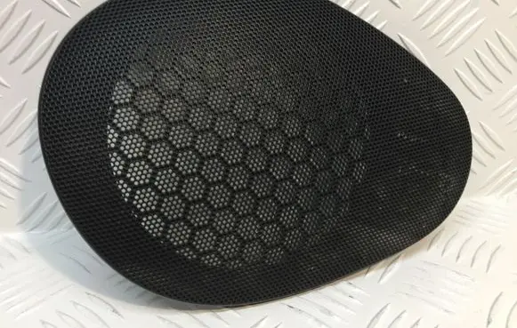 Side speaker trim/cover