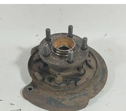 Subaru Legacy Rear wheel hub