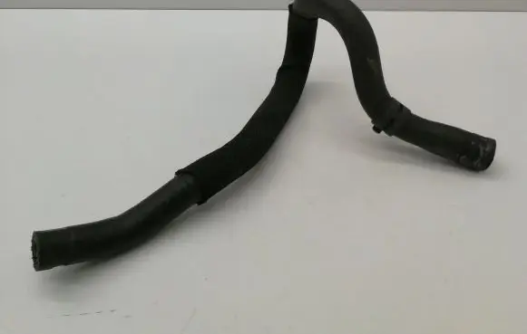 Volkswagen PASSAT B8 Engine coolant pipe/hose 5Q0130307L