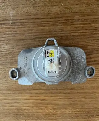 BMW 3 F30 F35 F31 LED ballast control module 7398766 63117398766