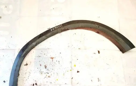 Volvo XC90 Front arch trim 30655181
