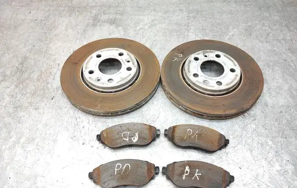 Renault Trafic III (X82) Front brake disc
