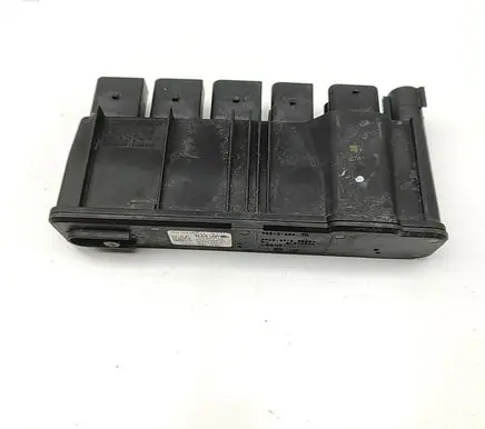 BMW 3 G20 G21 Current control relay 9470044 18576710
