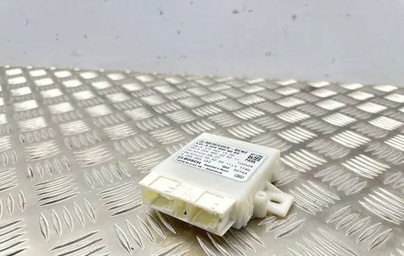 Mercedes-Benz C W204 Parking PDC control unit/module A2049009004 A2049022202