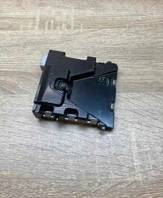 Toyota Prius (XW50) Camera control unit module 8646C47010 0365007372
