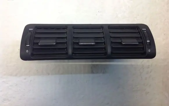 Mercedes-Benz ML W163 Dash center air vent grill A1638300054