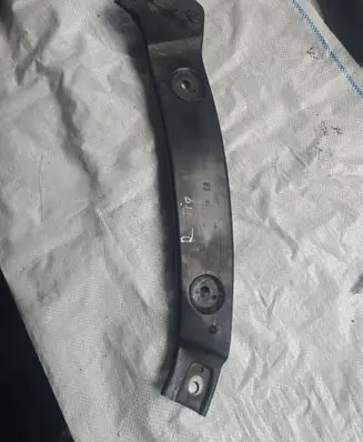 Volkswagen Tiguan Radiator support slam panel bracket 5N0805932B