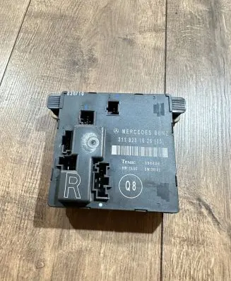 Mercedes-Benz E W211 Door control unit/module 2118201626 356806